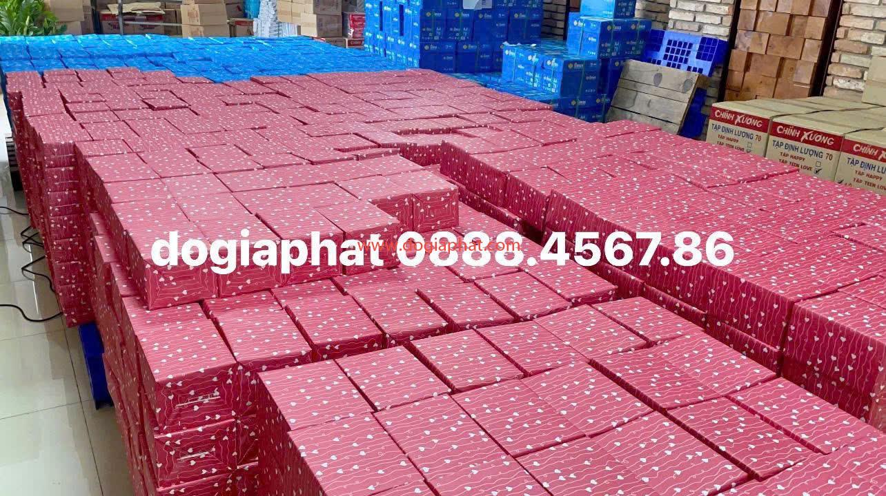 IN ẤN SẢN XUẤT TẬP HỌC SINH THEO YÊU CẦU VÀ GÓI QUÀ PHÁT THƯỞNG GIÁ SỈ 